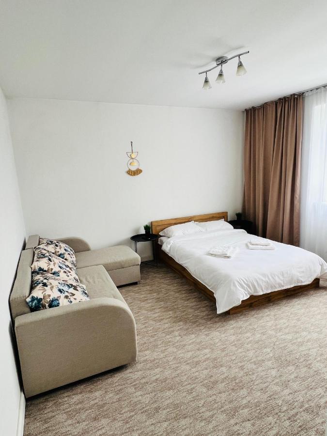 Ferienwohnung White One Petroşani Exterior foto
